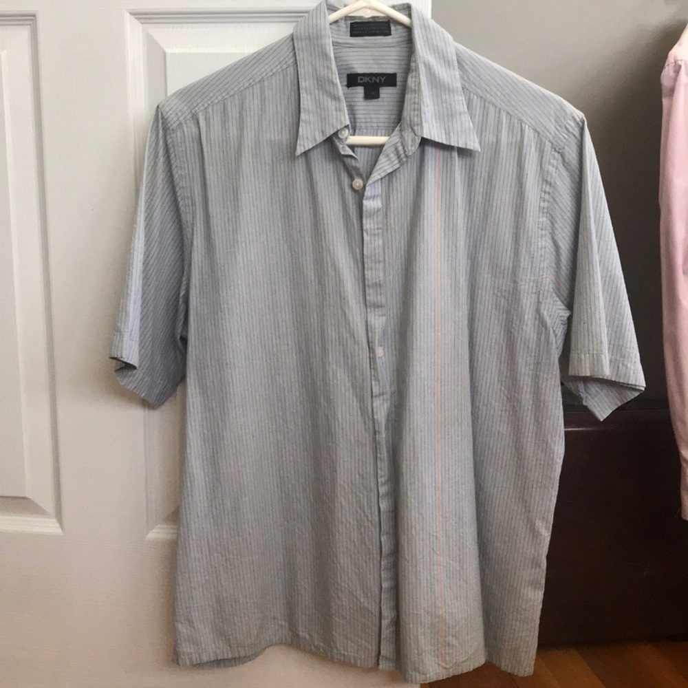 DKNY 💯 % cotton shirt